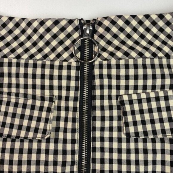 UO Black & Cream Gingham Zip-Front Mini Skirt Womens Size XS - Picture 3 of 5